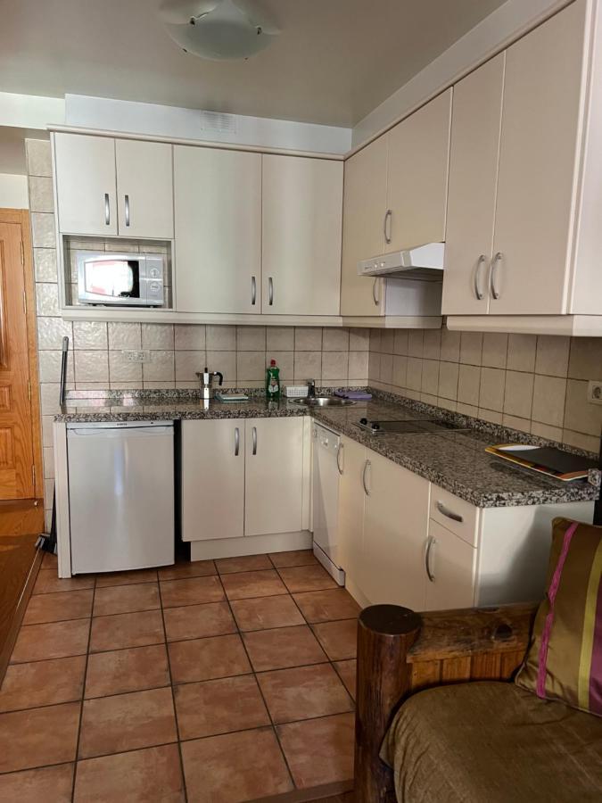 פלצ'וסה Apartamentos Cuirgu מראה חיצוני תמונה
